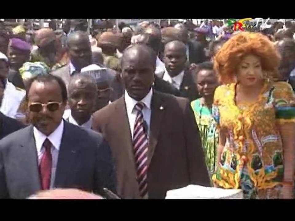 Paul Biya Comice d'Eboloba visite des Stand