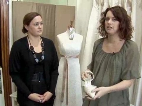 How To Choose Perfect Flat Wedding Shoes