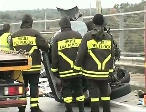 Gravissimo incidente sulla strada tra Bisceglie e Corato.Quattro morti