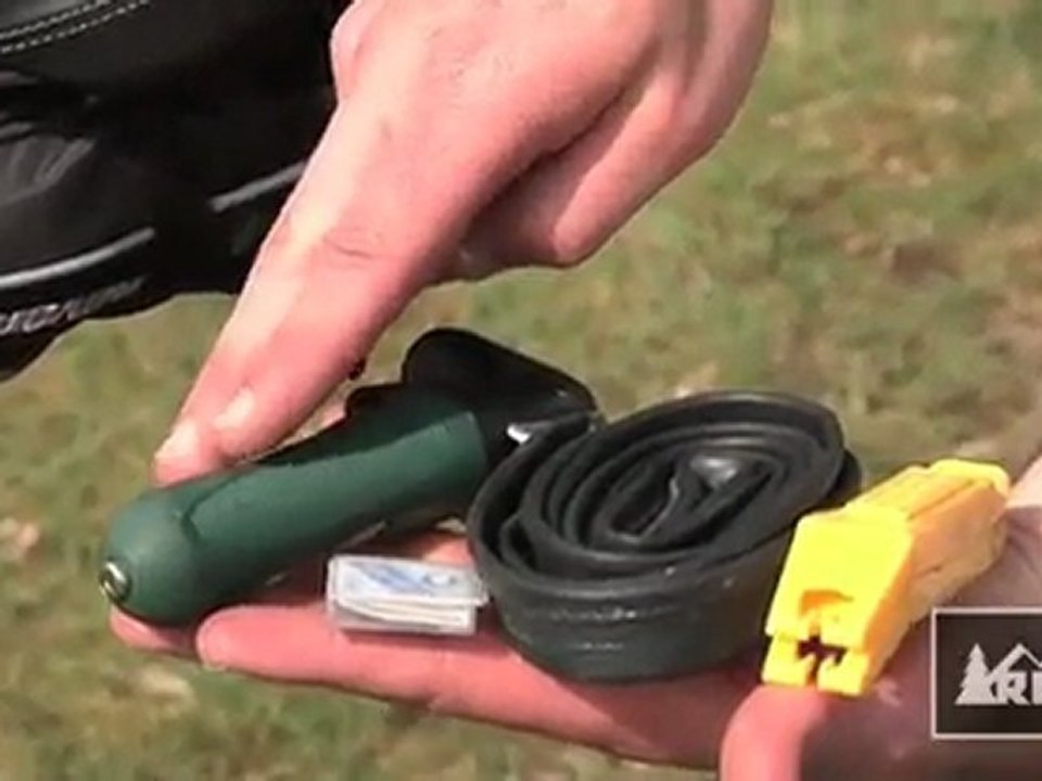 Video Quick Tip: What to Put in Your Saddle Bag During a Triathlon