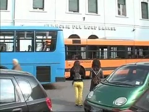 ANDRIA FERROVIE NORD BARESE. La protesta dei viaggiatori