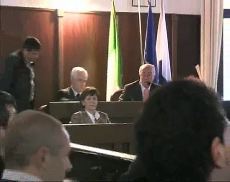 TRANI. Secondo parere sfavorevole dei revisori dei conti