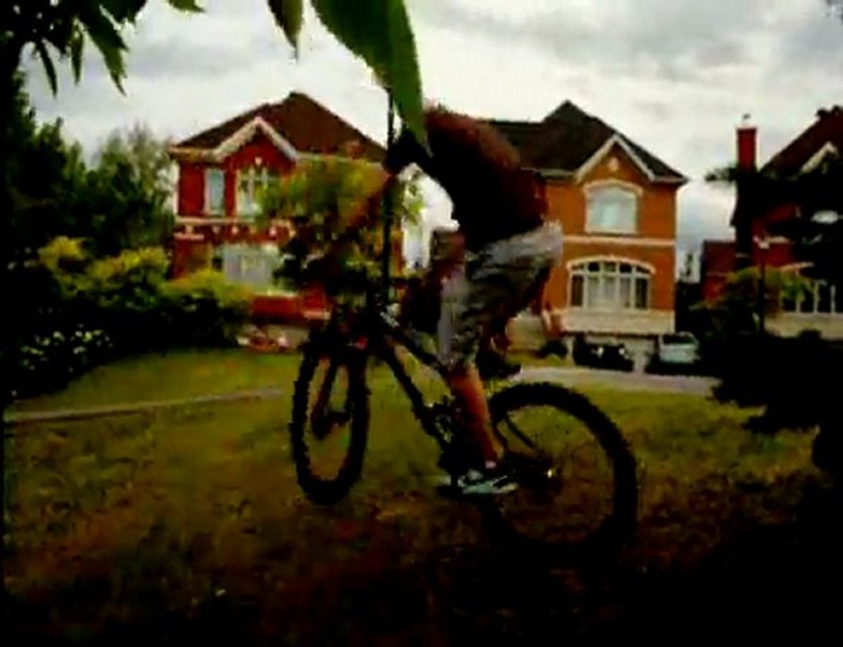 BIKE: 180 tiretap xup