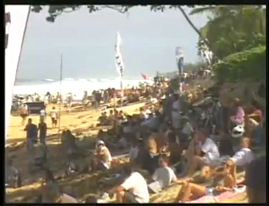 Day 1 Action Video 2: Rip Curl Pro Pipeline Masters