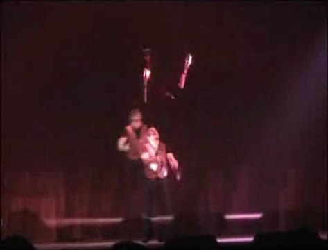 WILLY ELDENS-juggler-presents Art agency Valentino