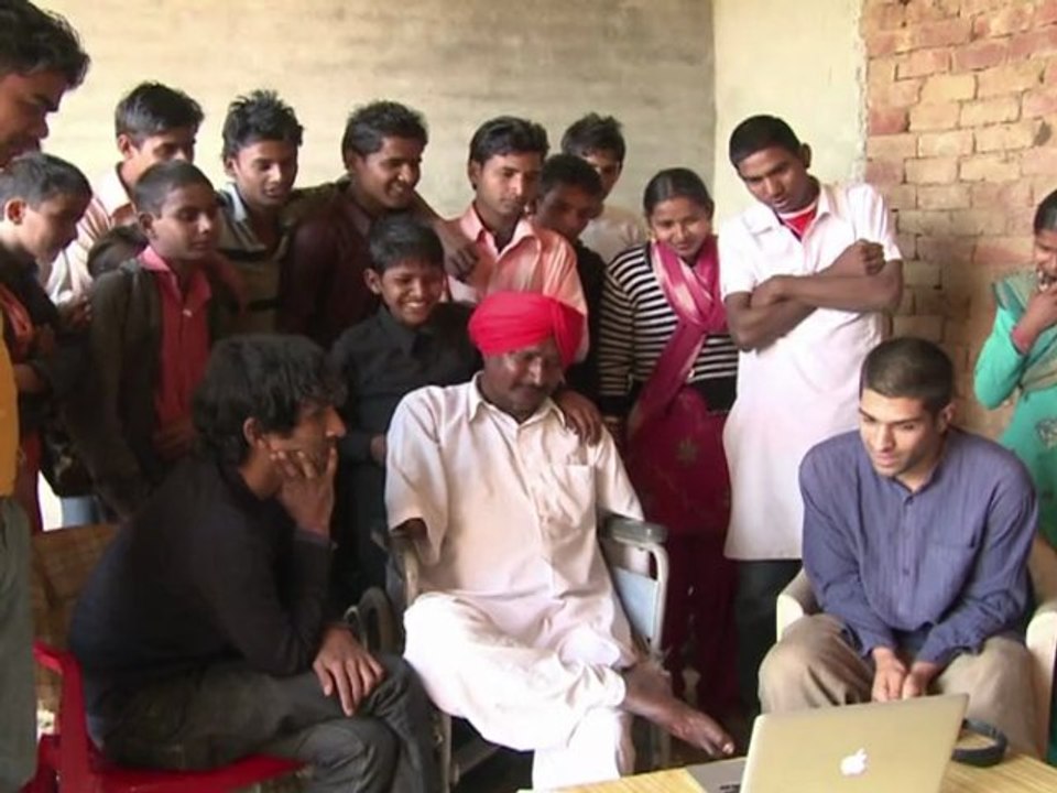 Inde : un paysan chante la révolution sur des rythmes électro