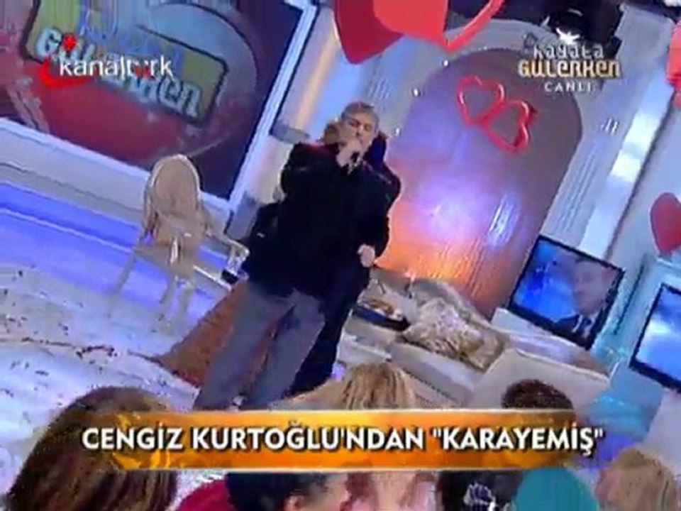 Cengiz Kurtoğlu  karayemiş dibine