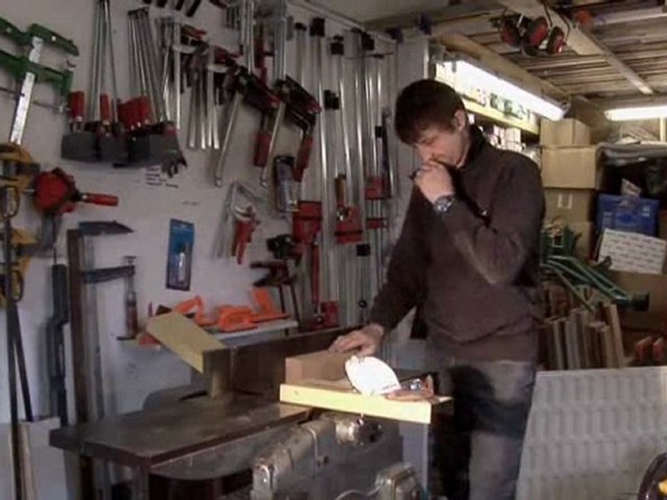 How To Use A Stationary Planer