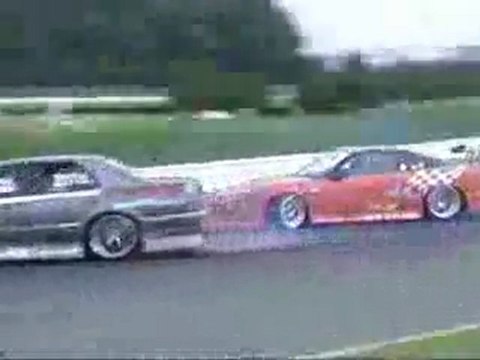 Skyline GTR R34 Vs Nissan Silvia S15(240) - Drifting