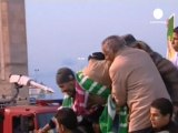 El regimen de Gadafi mató ayer al menos a 35 manifestantes