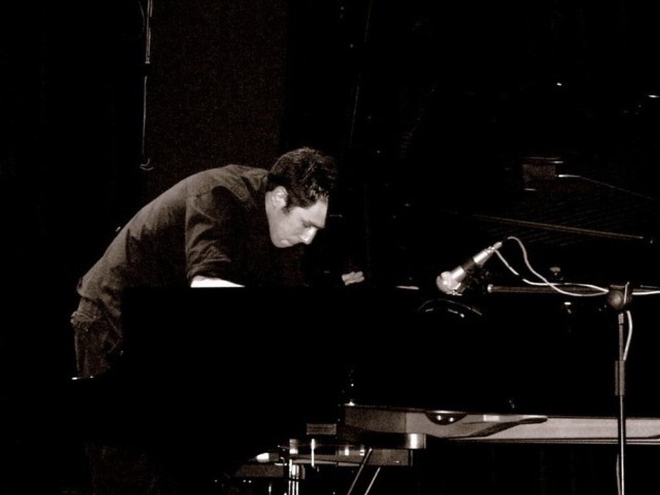 Rémi Panossian Trio à l'Espace Croix-Baragnon - Add fiction4