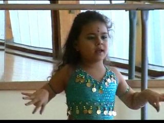 Maïa petite bouille de l'association Cinquieme Art