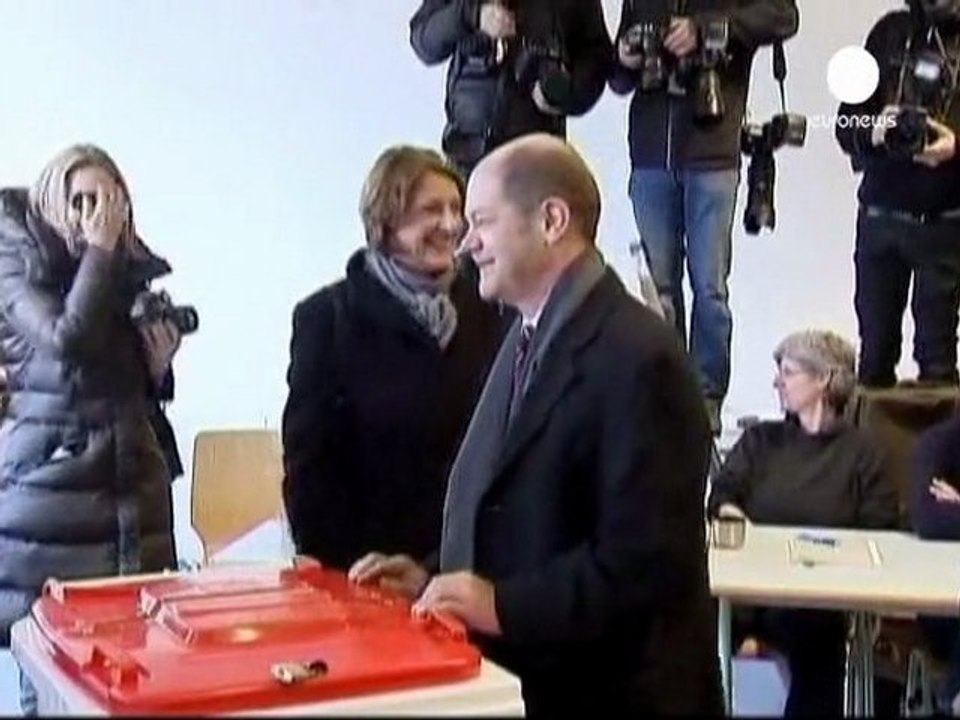 Testing times for Merkel in Hamburg