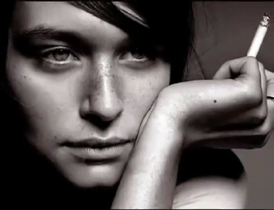 Slow Rap - Hiç böylesine sigara içmedim