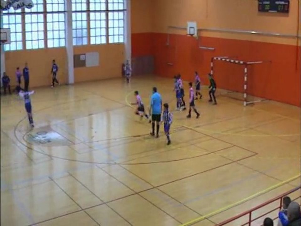 FUTSAL CROIX ROUSSE CALUIRE vs ST CYR 20 02 2011