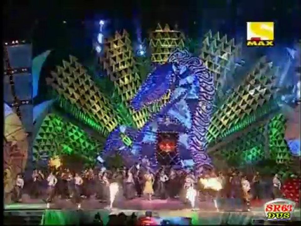 FilmyRules.Com - Max Stardust Awrads 2011-20/02/2011 Part 4