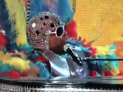 Cee Lo Green & Gwyneth Paltrow - Forget You ( Grammy 2011 )