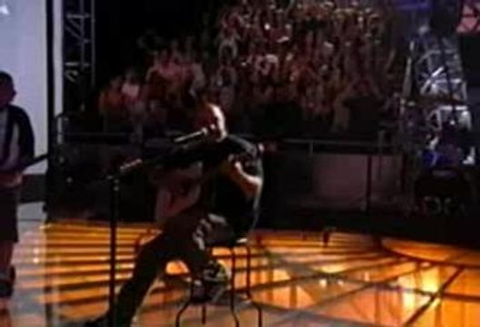 Staind - So far Away (Live Pepsi Smash)