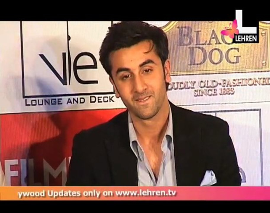 Ranbir Gives Dance Lessons To Sehwag