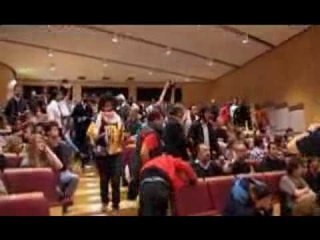 Svezia - Aggredito l'uomo che disegnò Maometto con il corpo di un cane