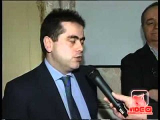 Napoli - Tre sportelli per immigrati