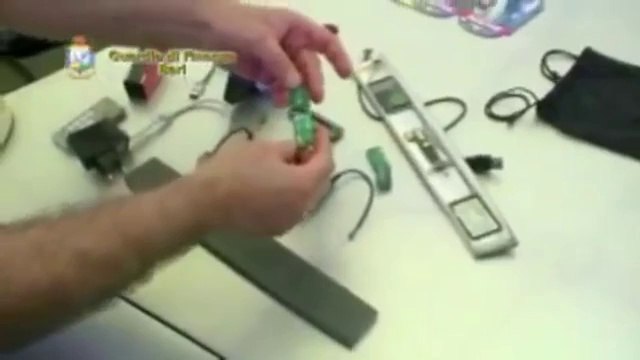 Bari - Clonavano Bancomat e Carte di Credito