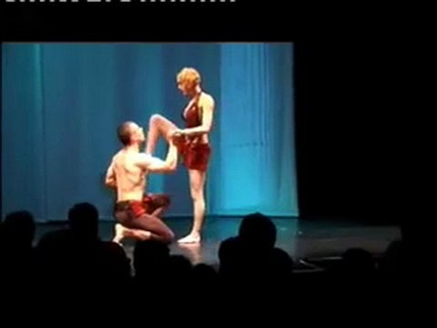 PAULIINA & SLAVA-acrobatic-presents Art agency Valentino