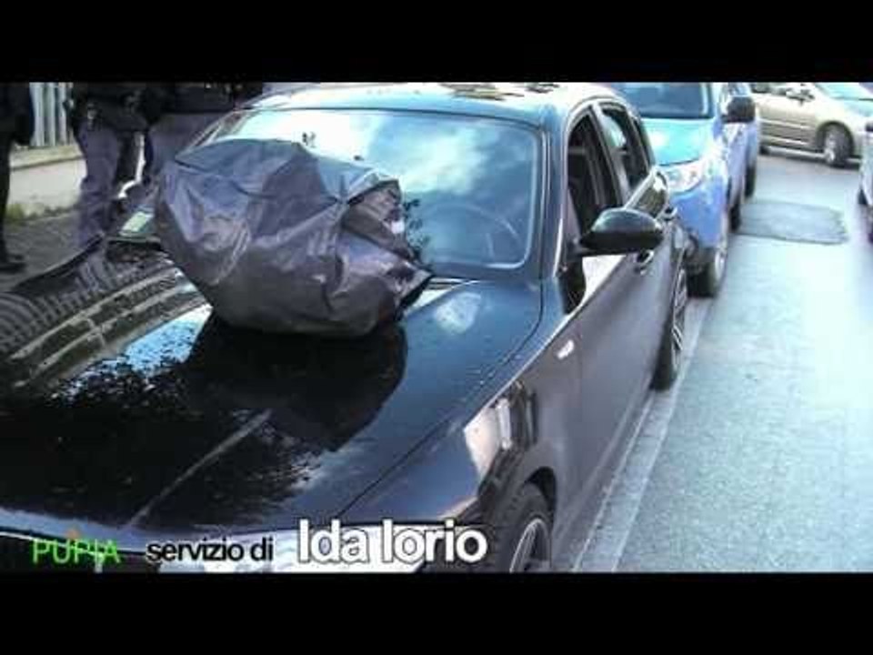 Aversa - Cadavere di un uomo trovato nudo in un'auto