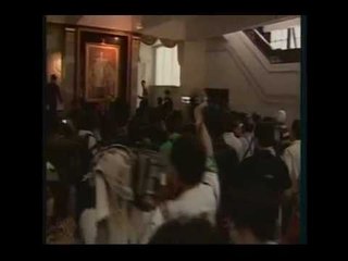 Thailandia - La resa del leader delle Camicie Rosse a Bangkok