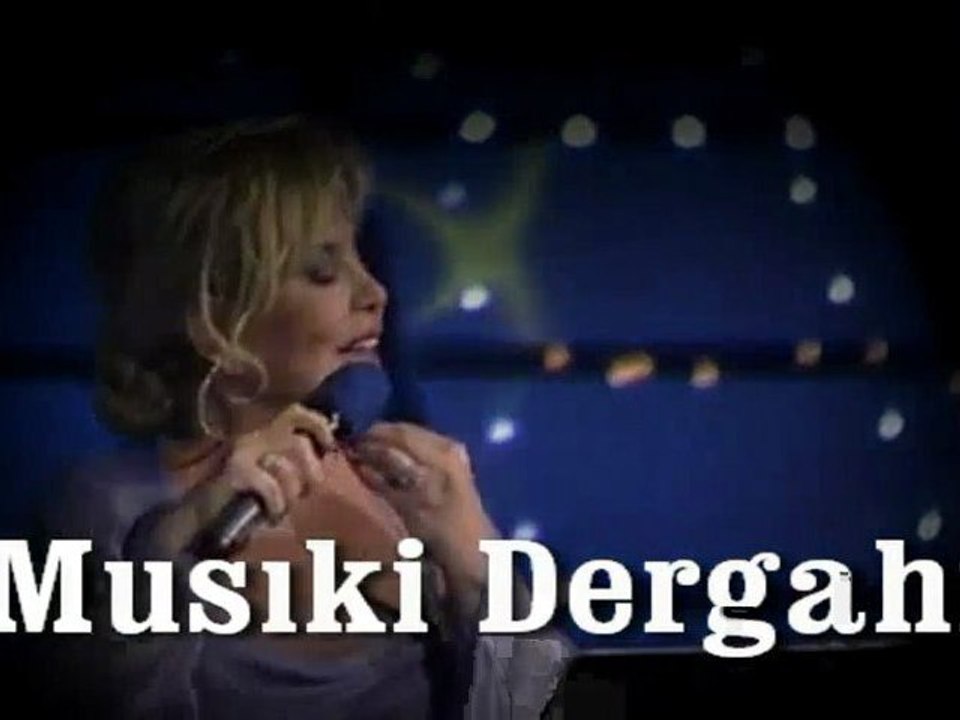 Emel Sayın - Her Günüm Mazide Kalmış Günlerimden Gün Arar