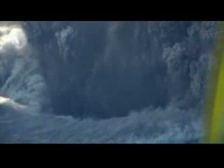 Islanda - Continua ad eruttare il vulcano Eyjafjallajökull