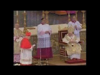 Roma - La Chiesa fa gli auguri al Papa