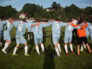 Awans do A-klasy - Radość zawodników.