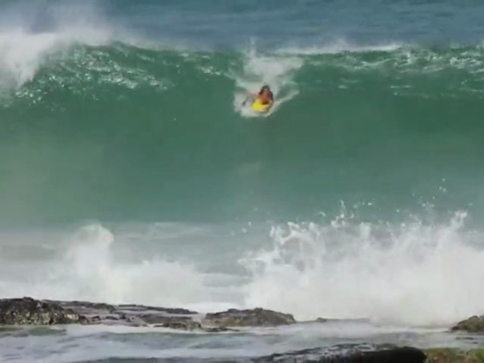 WAPALA Mag N°37 : Ski à Jaws, bodyboard dangereux et SUP Haw