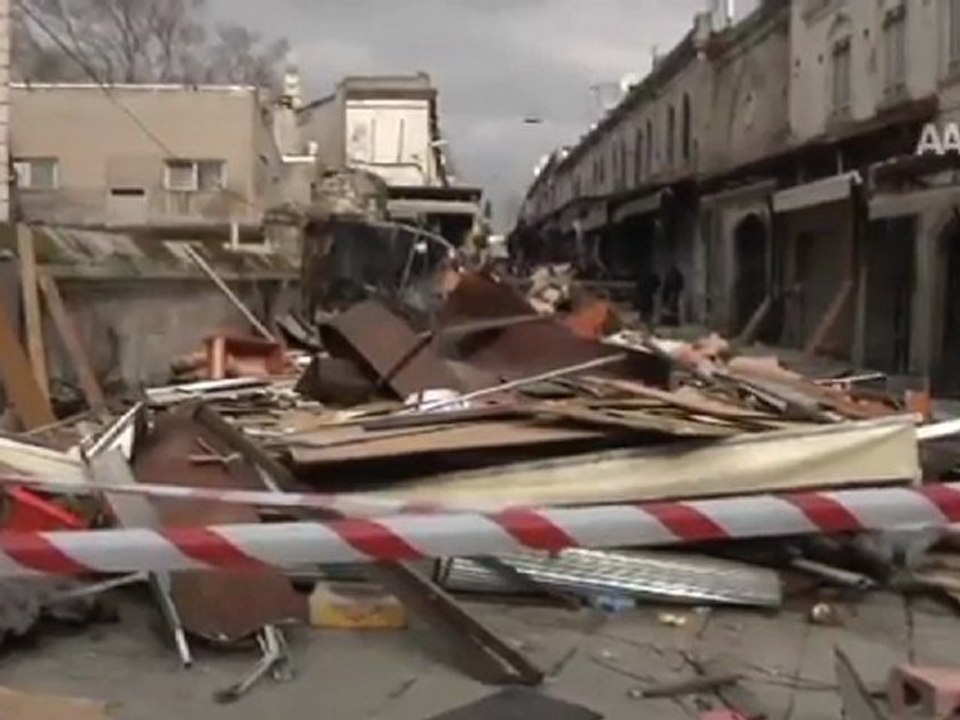 İSTANBUL'DA SESSİZ SEDASIZ YIKIM