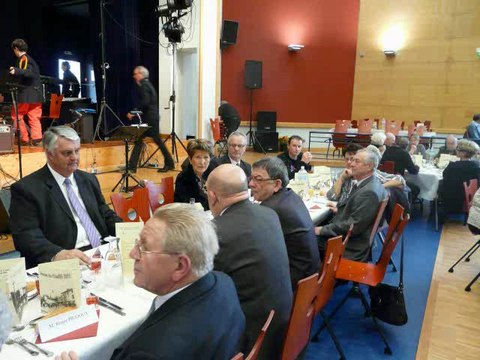 2011 REPAS DE L'AMITIE