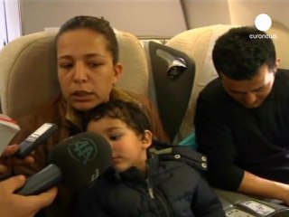 Turkey flies citizens home from Libya