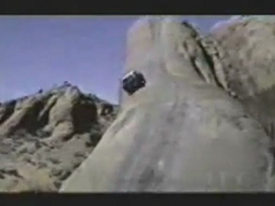 Land Rover mad dash down Lion's Back