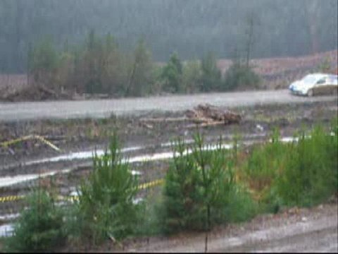 WRC Wales Rally GB 2007 Highlights: Raw footage at the Resolfen hairpin