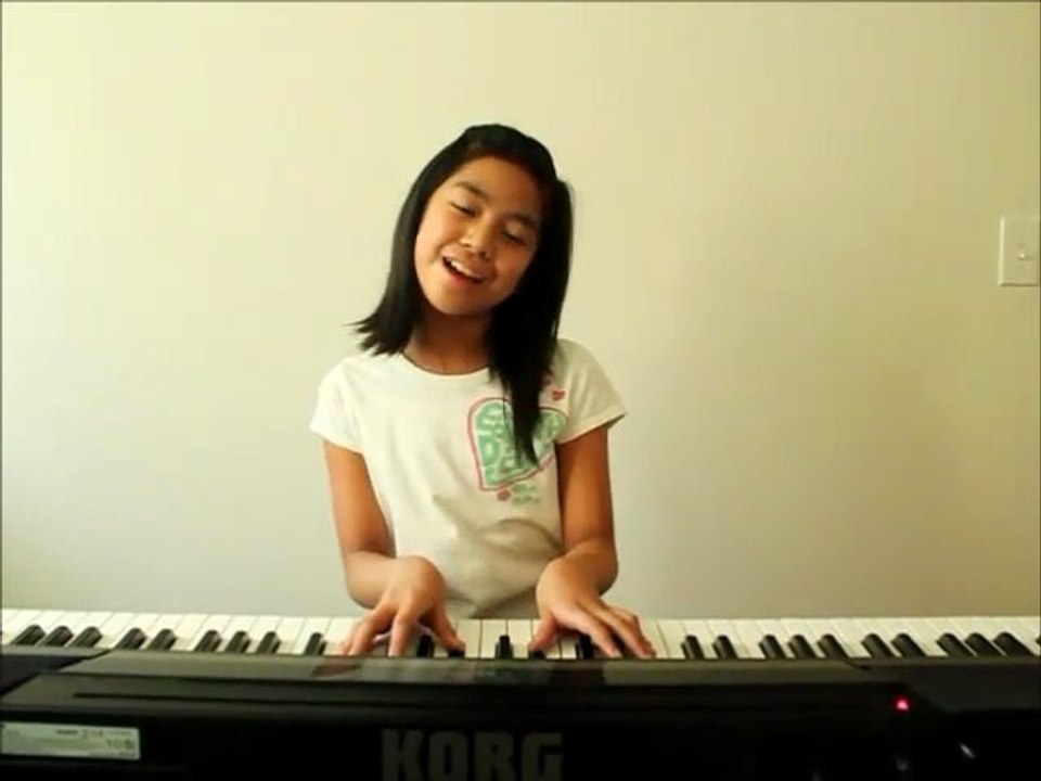Maria Aragon -LADY GAGA - Born This Way (Cover)