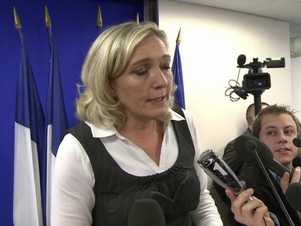 Immigration: Le Pen accuse Sarkozy de "cacher les chiffres"