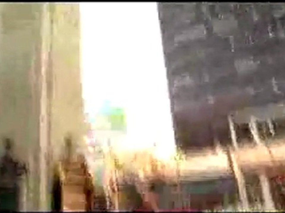 Flying cars spotted at Hollywood Chinese Theater