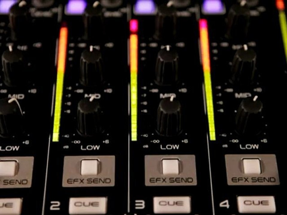 DSMA Grossiste D&M Pro DENON DN-X1600 Traktor Certified Mixer