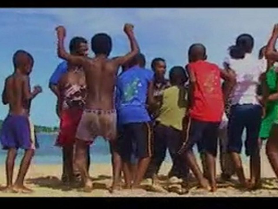 AVSEQ01 djino de nosy-be salegy