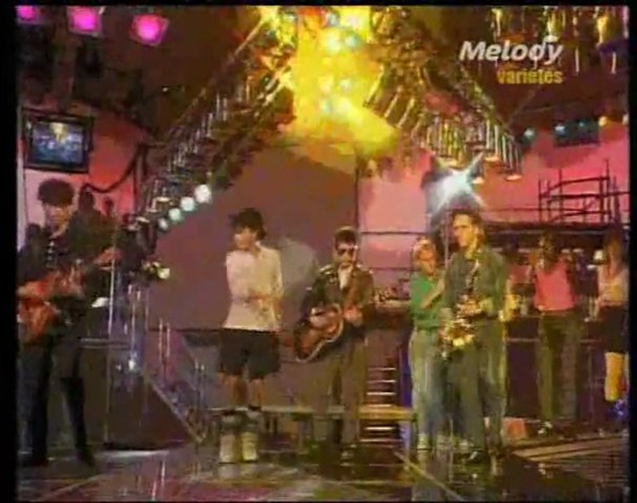 --Groupe Indochine ( -télé- annees  80)-  ""les Tzars''''