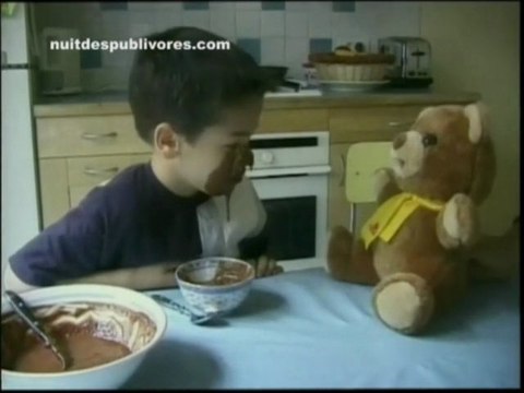 Grumly, l'ours qui fait des blagues à deux balles !