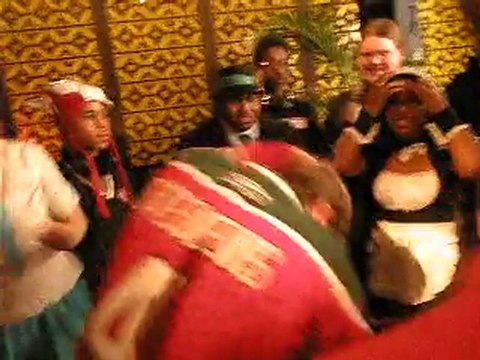 Reni Mimura's Maid Show + Café 2011: Club Dancing