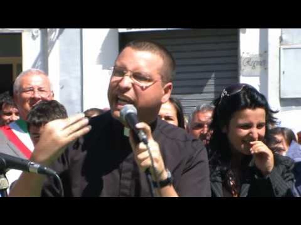 Aversa - Festa della Legalità 2010 - Int.  Magi e Don Merola