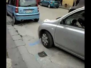 Aversa - Il Comune 'corregge' le strisce blu