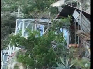 Atrani (Costiera Amalfitana) - Frana costone, un morto